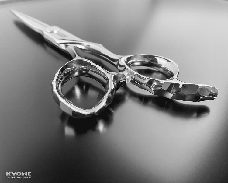 Kyone Schaar 2000 Premium Diamond - Koosvanderbeek.nl - Kyone - Kappersschaar