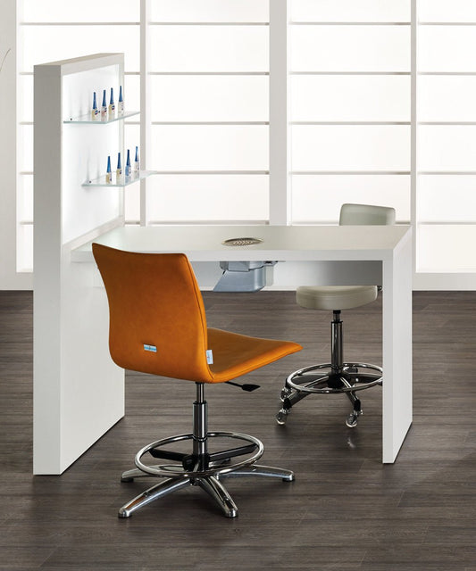 MB Marilyn Make - up Chair - Koosvanderbeek.nl - Medical & Beauty - Beautysalon