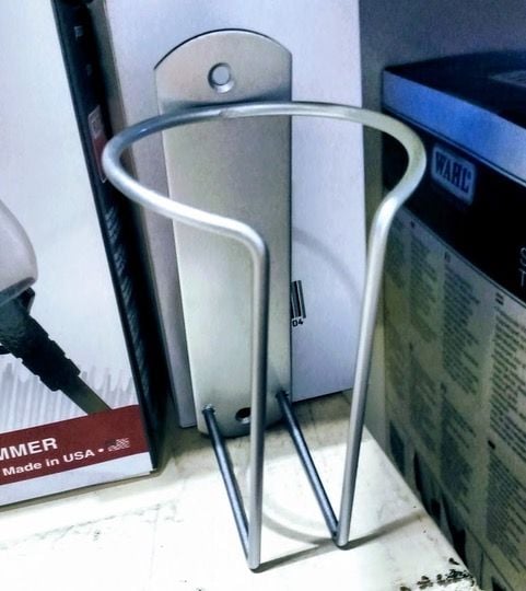 Universele Tondeusehouder Incl. Bevestigingsmiddelen - Koosvanderbeek.nl - koosvanderbeek - Electra accessoires